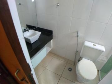 Alugar Apartamentos / Padrão em Ribeirão Preto R$ 1.800,00 - Foto 19