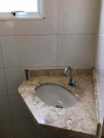 Alugar Apartamento / Padrão em Ribeirão Preto R$ 1.600,00 - Foto 17