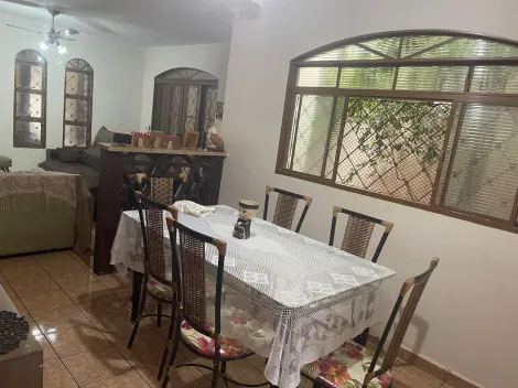 Alugar Casa / Sobrado em Ribeirão Preto R$ 1.100,00 - Foto 3