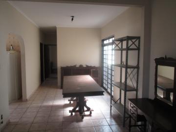 Alugar Casa / Padrão em Ribeirão Preto R$ 1.500,00 - Foto 5