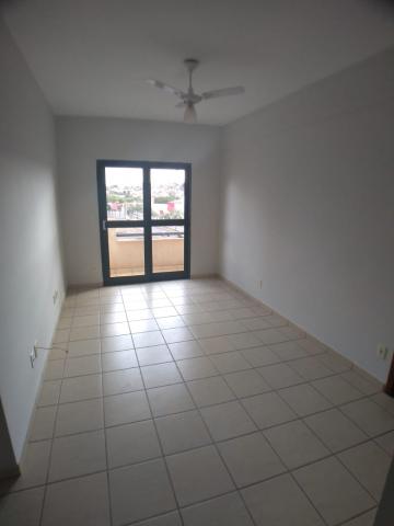 Alugar Apartamento / Padrão em Ribeirão Preto R$ 1.450,00 - Foto 2