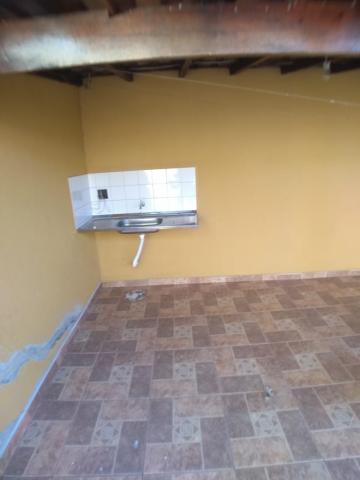 Alugar Casa / Padrão em Ribeirão Preto R$ 1.300,00 - Foto 8