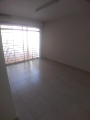 Alugar Comercial padrão / Casa comercial em Ribeirão Preto R$ 2.500,00 - Foto 4