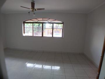 Alugar Casa / Padrão em Ribeirão Preto R$ 2.000,00 - Foto 2