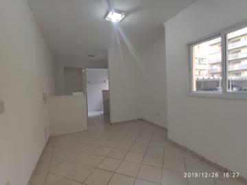 Alugar Apartamento / Padrão em Ribeirão Preto R$ 1.300,00 - Foto 2