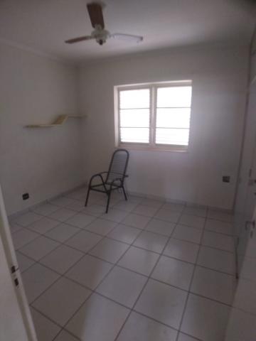 Alugar Casa / Padrão em Ribeirão Preto R$ 2.000,00 - Foto 18