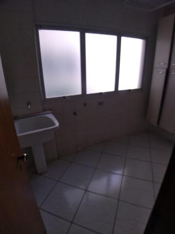 Alugar Apartamento / Padrão em Ribeirão Preto R$ 1.200,00 - Foto 16