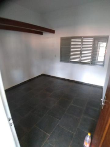 Alugar Casa / Padrão em Ribeirão Preto R$ 900,00 - Foto 6