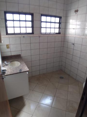 Alugar Casa / Padrão em Ribeirão Preto R$ 2.000,00 - Foto 12