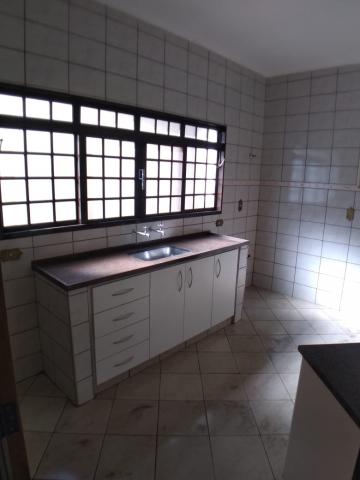 Alugar Casa / Padrão em Ribeirão Preto R$ 2.000,00 - Foto 14