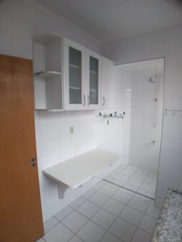 Alugar Apartamento / Padrão em Ribeirão Preto R$ 800,00 - Foto 5