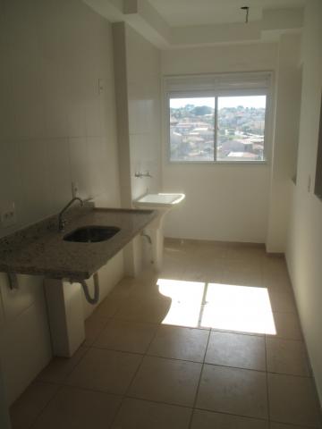 Alugar Apartamento / Padrão em Ribeirão Preto R$ 2.000,00 - Foto 4