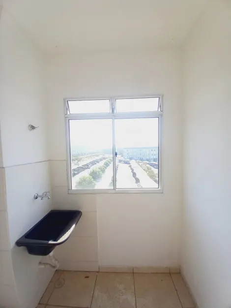 Alugar Apartamento / Padrão em Ribeirão Preto R$ 1.100,00 - Foto 13