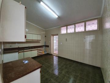Alugar Casa / Padrão em Ribeirão Preto R$ 3.600,00 - Foto 16