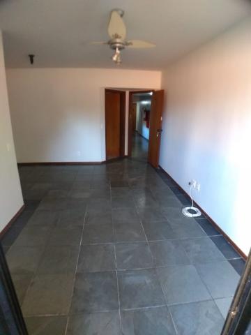 Alugar Apartamento / Padrão em Ribeirão Preto R$ 2.100,00 - Foto 4