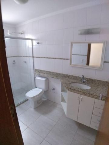 Alugar Apartamento / Padrão em Ribeirão Preto R$ 1.800,00 - Foto 5