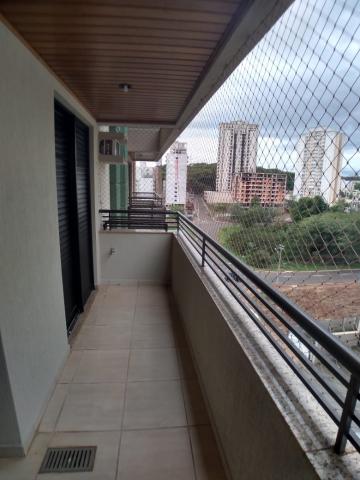 Alugar Apartamento / Padrão em Ribeirão Preto R$ 1.800,00 - Foto 4