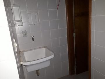 Alugar Apartamento / Padrão em Ribeirão Preto R$ 700,00 - Foto 9