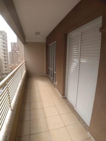 Alugar Apartamento / Padrão em Ribeirão Preto R$ 1.600,00 - Foto 2