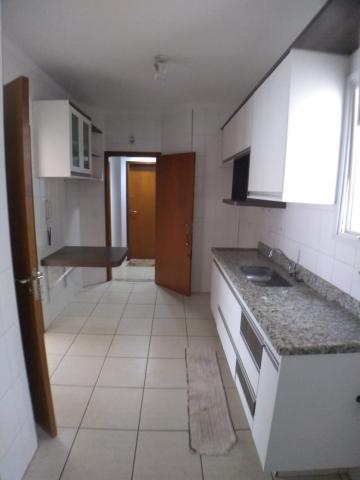 Alugar Apartamento / Padrão em Ribeirão Preto R$ 1.600,00 - Foto 5