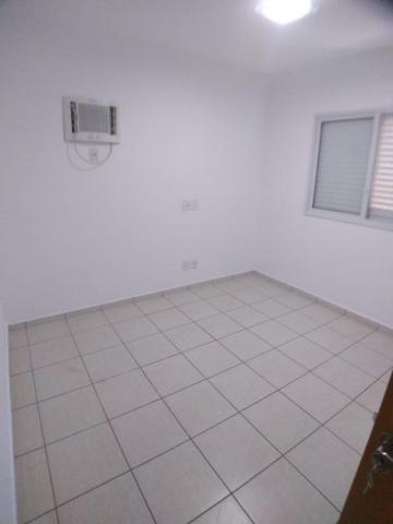 Alugar Apartamento / Padrão em Ribeirão Preto R$ 1.600,00 - Foto 12