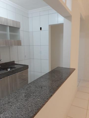 Alugar Apartamento / Padrão em Ribeirão Preto R$ 1.100,00 - Foto 4