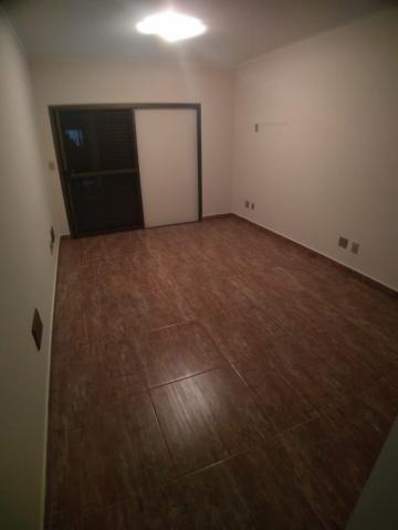 Alugar Apartamento / Padrão em Ribeirão Preto R$ 1.800,00 - Foto 5