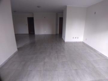 Alugar Apartamento / Padrão em Ribeirão Preto R$ 1.800,00 - Foto 4