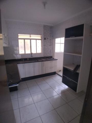 Alugar Apartamento / Padrão em Ribeirão Preto R$ 1.550,00 - Foto 4