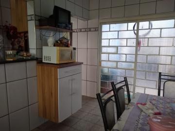 Alugar Casa / Padrão em Ribeirão Preto R$ 1.000,00 - Foto 7