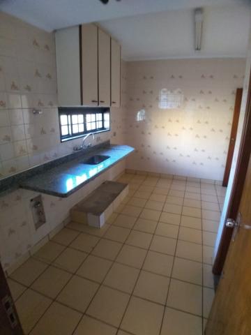 Alugar Casa / Padrão em Ribeirão Preto R$ 4.000,00 - Foto 12