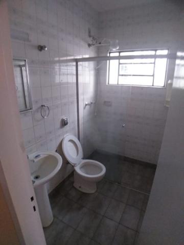 Alugar Casa / Padrão em Ribeirão Preto R$ 1.200,00 - Foto 11