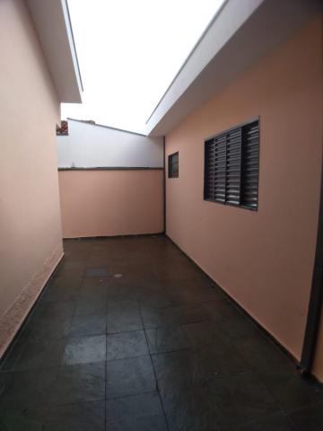 Alugar Casa / Padrão em Ribeirão Preto R$ 1.200,00 - Foto 14