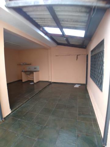 Alugar Casa / Padrão em Ribeirão Preto R$ 1.200,00 - Foto 16