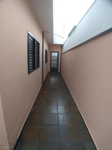 Alugar Casa / Padrão em Ribeirão Preto R$ 1.200,00 - Foto 18