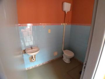 Alugar Casa / Padrão em Ribeirão Preto R$ 1.200,00 - Foto 11