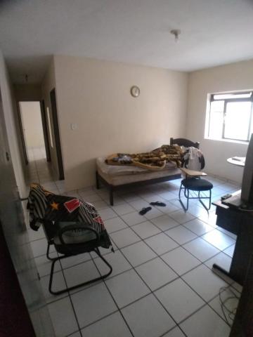 Alugar Apartamento / Padrão em Ribeirão Preto R$ 550,00 - Foto 1
