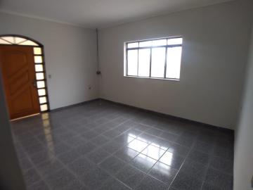 Alugar Casa / Padrão em Ribeirão Preto R$ 1.200,00 - Foto 2