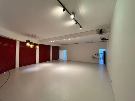 Comercial padrão / Casa comercial em Ribeirão Preto Alugar por R$8.500,00