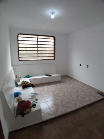 Alugar Casas / Padrão em Ribeirão Preto R$ 3.000,00 - Foto 5