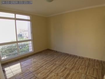 Alugar Apartamento / Padrão em Ribeirão Preto R$ 1.200,00 - Foto 3