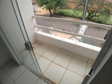 Alugar Apartamento / Padrão em Ribeirão Preto R$ 850,00 - Foto 2