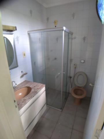 Alugar Casa / Padrão em Ribeirão Preto R$ 1.800,00 - Foto 7