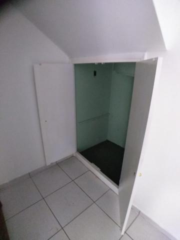 Alugar Casa / Padrão em Ribeirão Preto R$ 1.800,00 - Foto 16