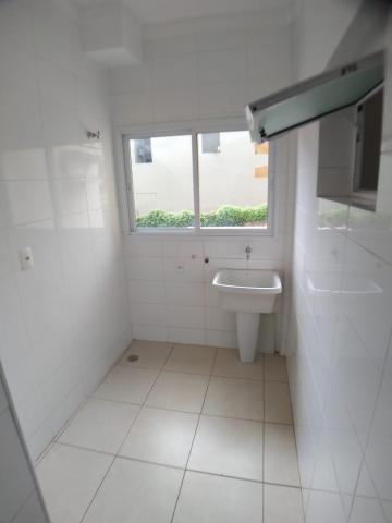 Alugar Apartamento / Padrão em Ribeirão Preto R$ 850,00 - Foto 5