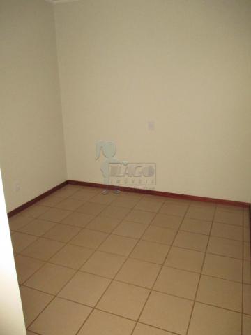 Alugar Apartamento / Padrão em Ribeirão Preto R$ 1.200,00 - Foto 4