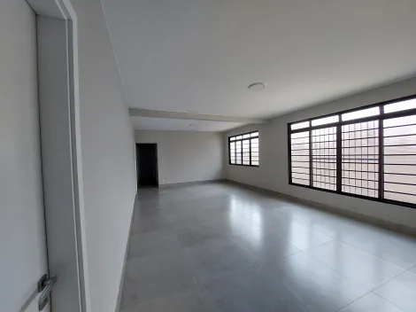 Casa / Padrão em Ribeirão Preto , Comprar por R$799.000,00