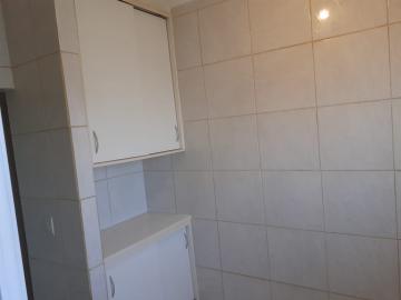 Alugar Apartamento / Padrão em Ribeirão Preto R$ 900,00 - Foto 6