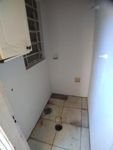 Alugar Apartamento / Padrão em Ribeirão Preto R$ 600,00 - Foto 4