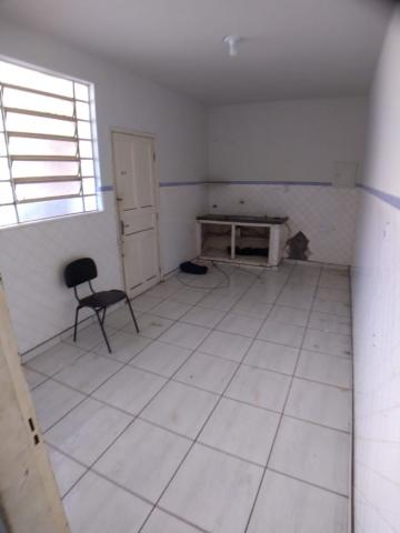 Alugar Apartamento / Padrão em Ribeirão Preto R$ 600,00 - Foto 6